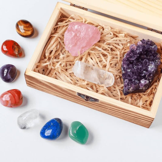 Crystal Box - Set of 7 Chakra Stones, Rose Quartz & Amethyst Cluster