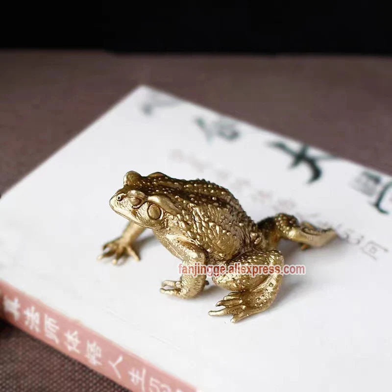 Feng Shui Copper Pocket Money Frog Fortune Brass Toad Figurin Chinese Coin Metal Craft Home Decor Gift Decoration Accessories