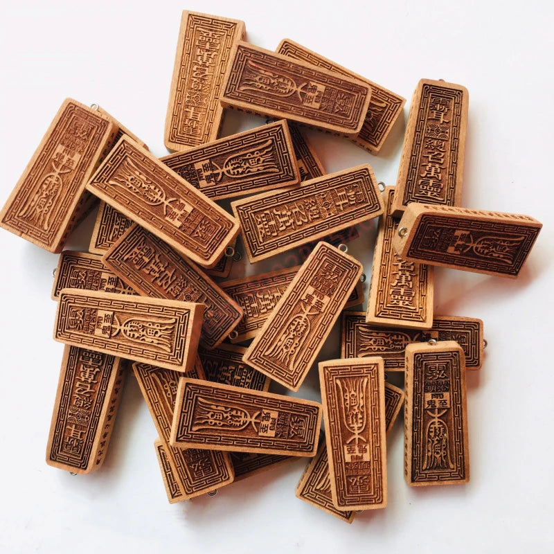 Longhushan Taoist supplies, auspicious accessories, token pendant, general call all souls pendant, peach wood