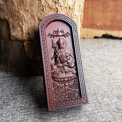 Natural lightning wood, Buddhist magic instrument, token of the Tibetan king, token of the embossed Tibetan king Bodhisattva