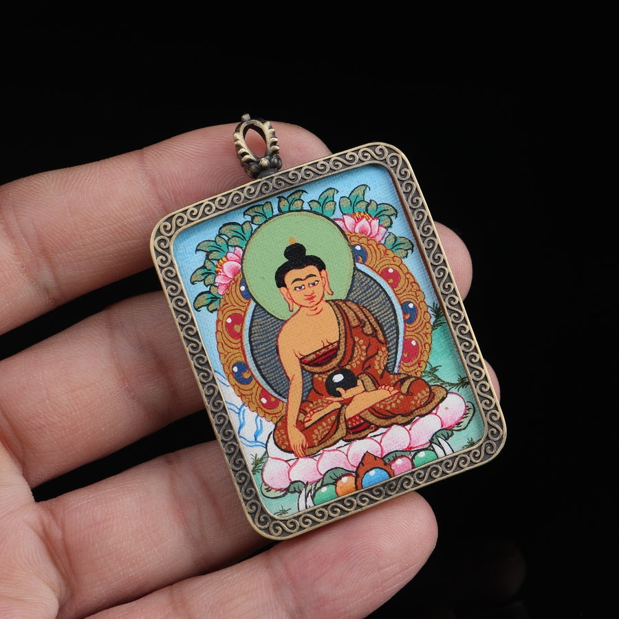 Shakyamuni Buddha Tibetan Thangka Pendant with Eight Auspicious Tibetan Signs Shell